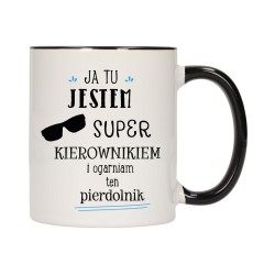 KUBEK KUBKI CZARNY ŚRODEK UCHO NAJLEPSZY SUPER KIEROWNIK PREZENT W700