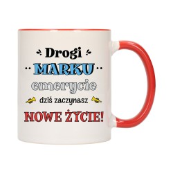 KUBEK KUBKI CZERWONY ŚRODEK UCHO DLA EMERYTA EMERYTURA PREZENT W613